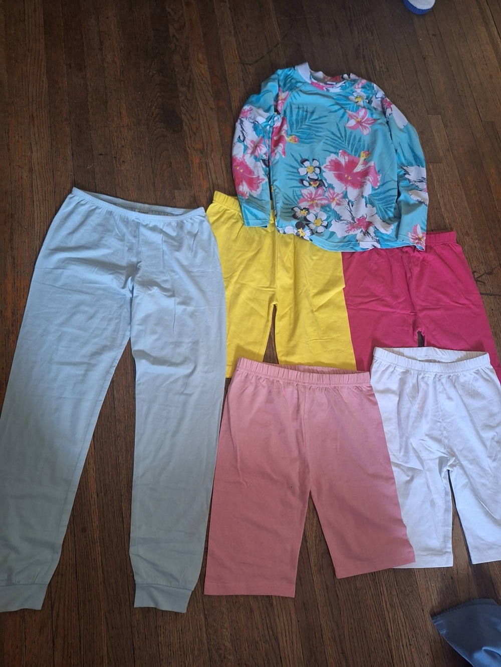 Girls leggings and sweatpants
